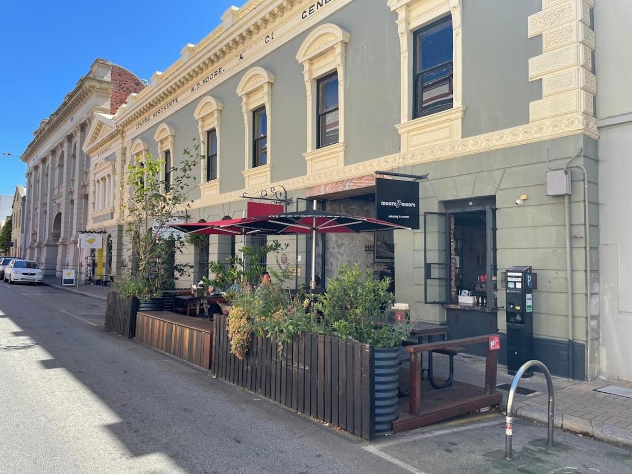 Rooftops On Henrycentre Of West End Cafes فريمانتل المظهر الخارجي الصورة