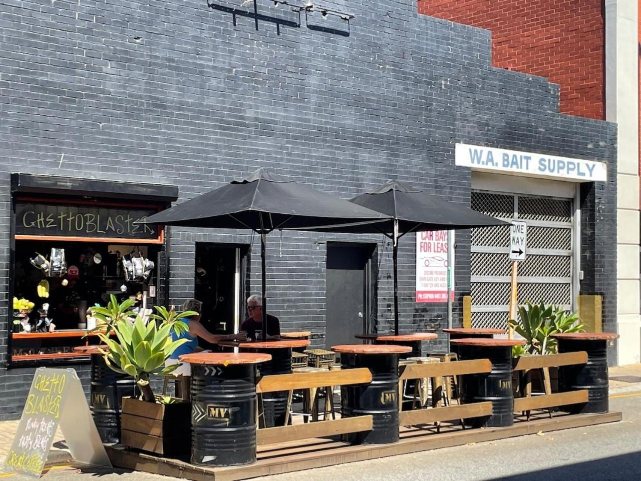 Rooftops On Henrycentre Of West End Cafes فريمانتل المظهر الخارجي الصورة